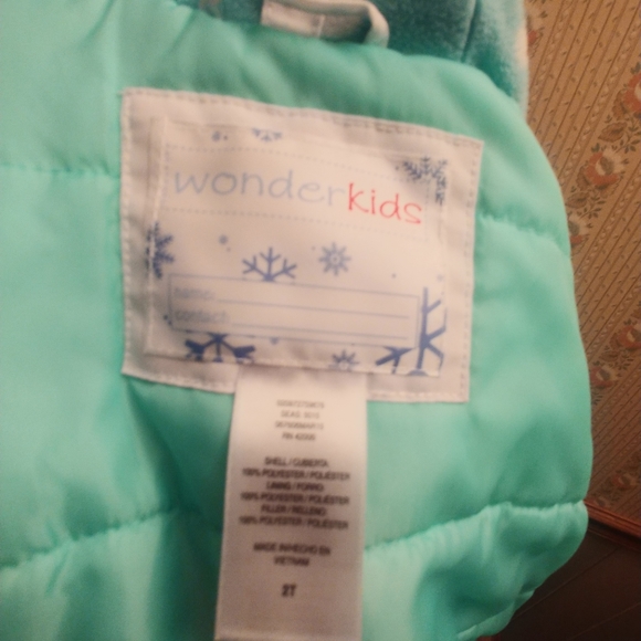 4 in 1 Winter Coat 2T-3T - Picture 3 of 7